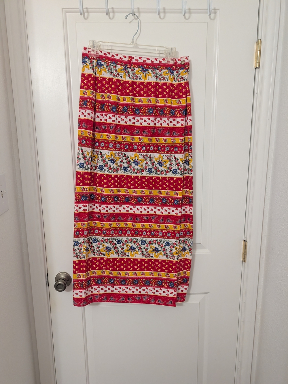 Vintage On the Verge Floral Maxi Skirt Cottagecore Boho Size 6 8 USA